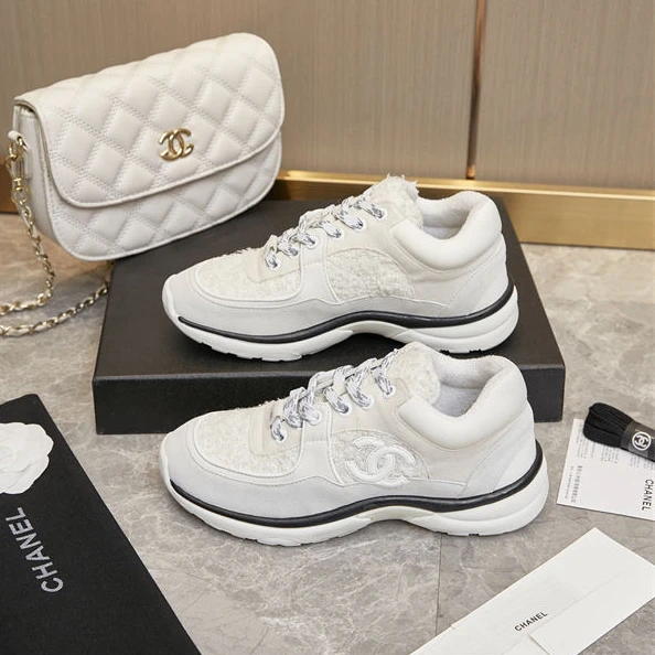 Comfortable Chanel Sneakers 1267