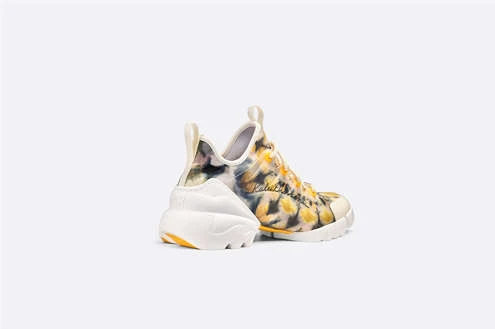 Comfortable DR Sneaker 1569