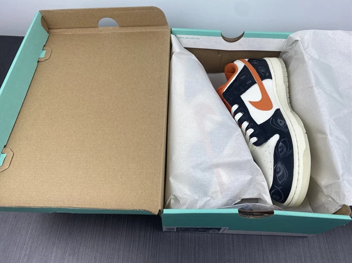 Comfortable Nike Dunk Low PRM Halloween DD3357-100 2002