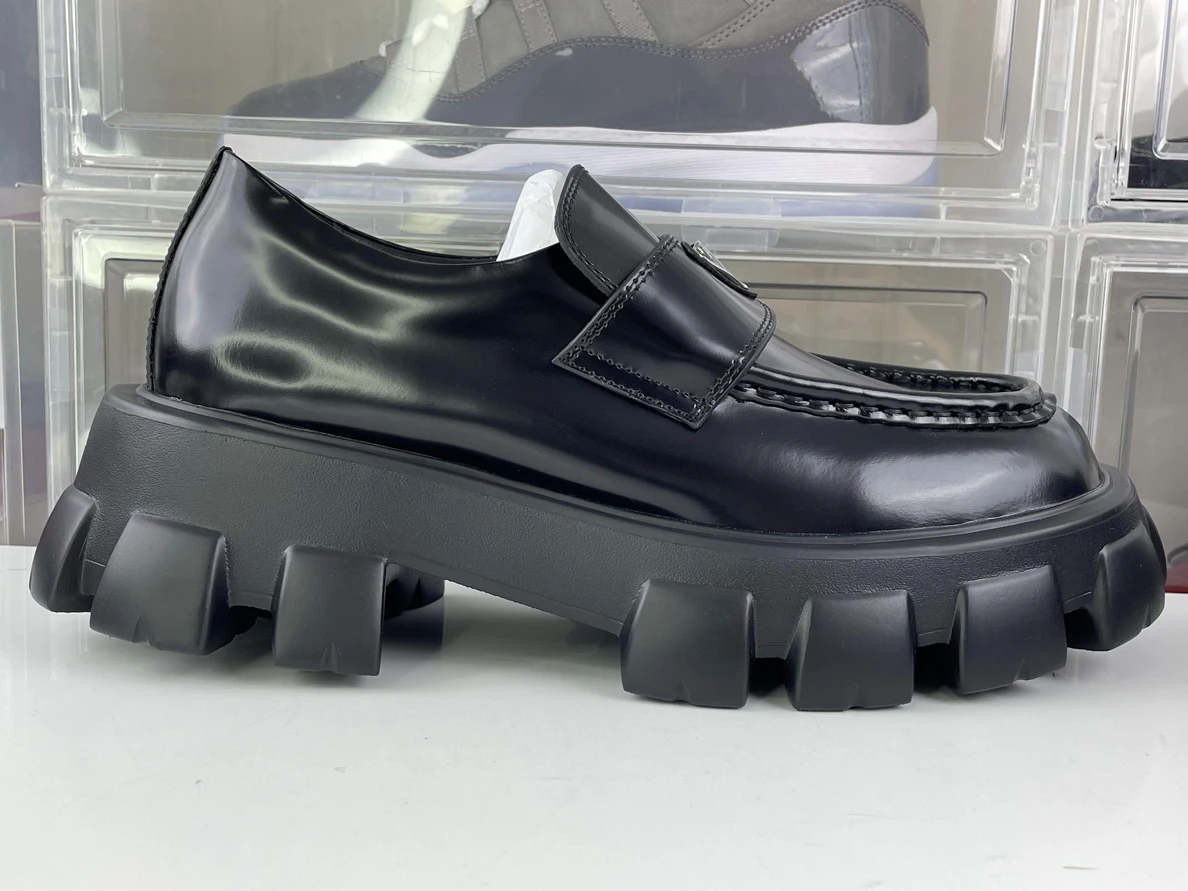 Comfortable Prada Black Loafer shoes ( EU 34-46 ) 3538
