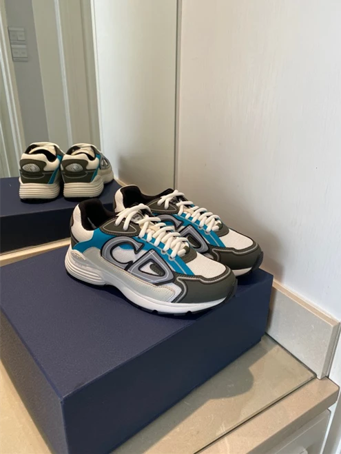DR B30 Sneakers Fashionable 1686