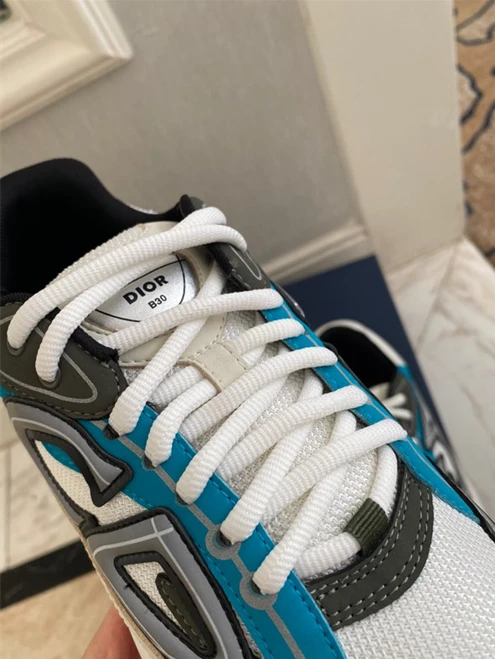 DR B30 Sneakers Fashionable 1686