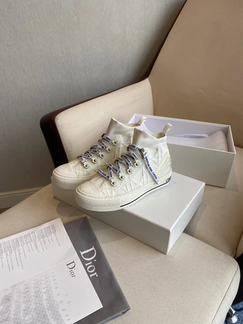 DR Sneaker Comfortable 1699