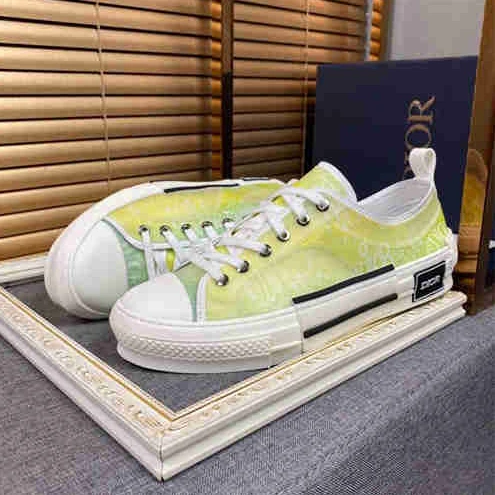 DR Sneaker NewStyle 1593