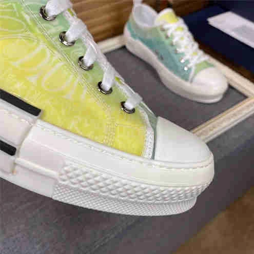 DR Sneaker NewStyle 1593