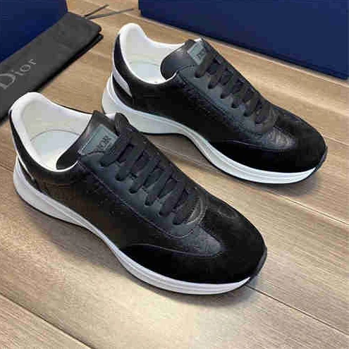 DR Sneaker NewStyle 1646