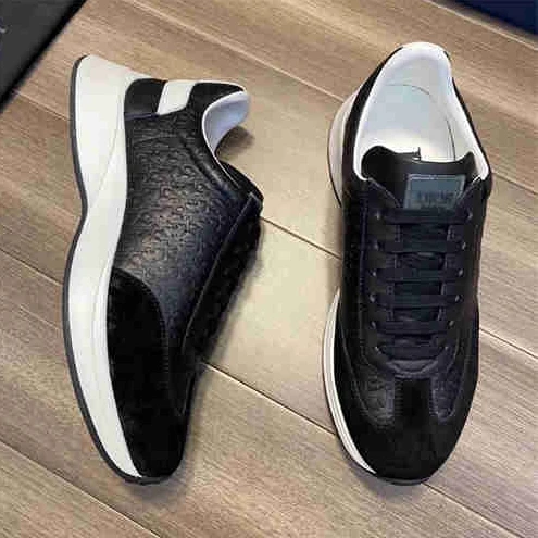 DR Sneaker NewStyle 1646