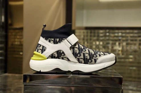 DR Sneaker Trendy 1567