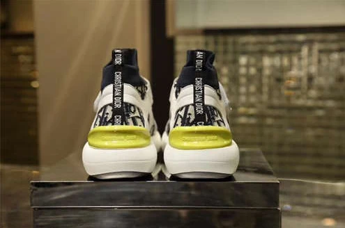 DR Sneaker Trendy 1567