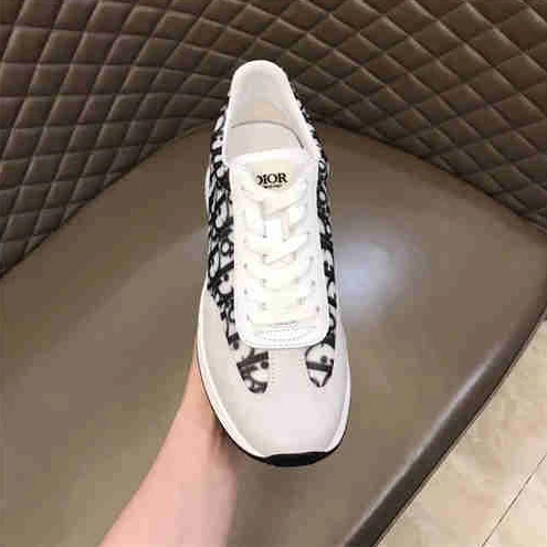 DR Sneaker Trendy 1642