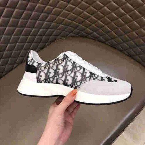 DR Sneaker Trendy 1642