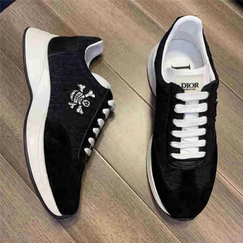 DR Sneaker WellDesigned 1651