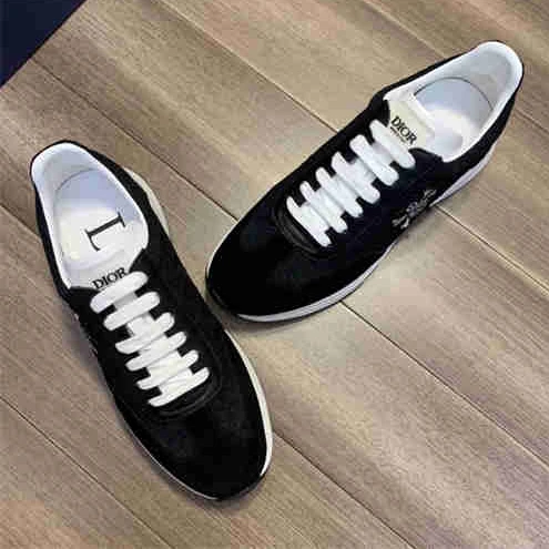 DR Sneaker WellDesigned 1651