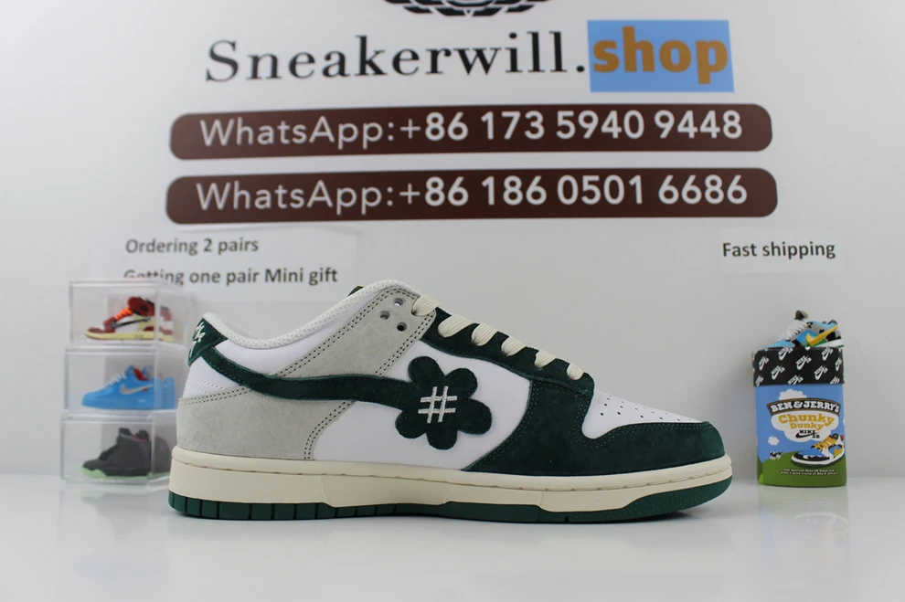 DUNK Water the Plant Shroom White Green flower Trendy 1737