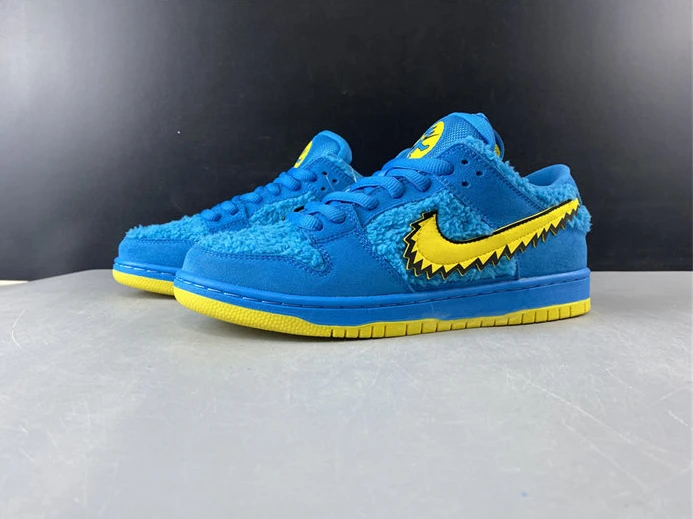 DailyWear 4772 Grateful Dead x Nike SB Dunk Low CJ5378- 2154