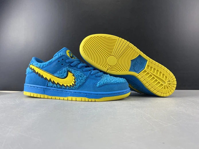 DailyWear 4772 Grateful Dead x Nike SB Dunk Low CJ5378- 2154