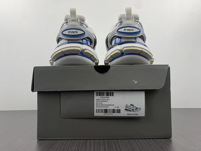 DailyWear 4861 BLCG Track White Blue  542023 W2FS9 3439
