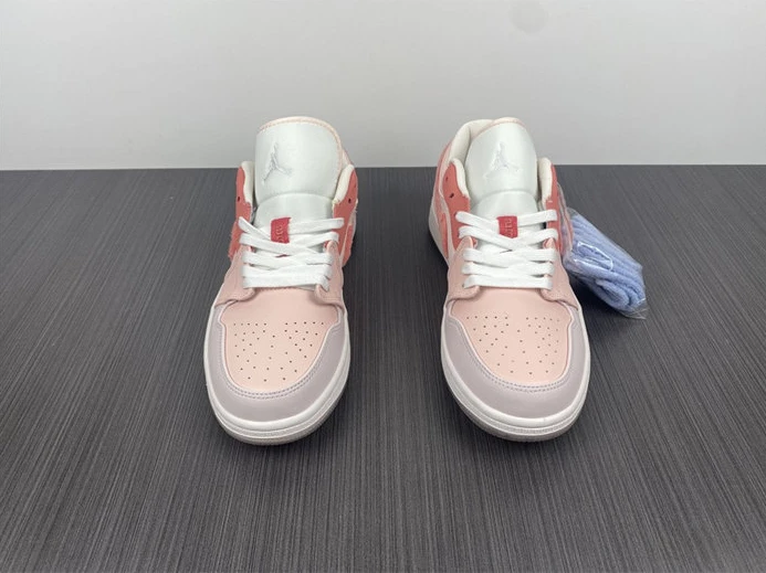 DailyWear 7344 Jordan1 SE Mighty Swooshers Pink DM 684