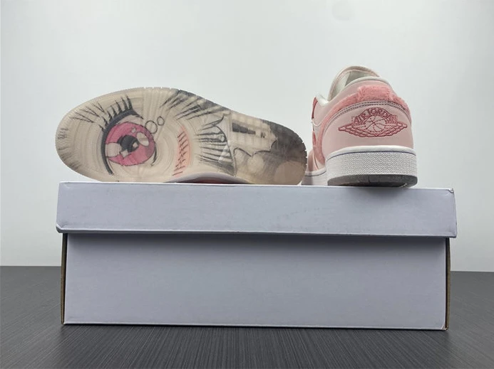 DailyWear 7344 Jordan1 SE Mighty Swooshers Pink DM 684