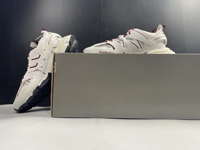 DailyWear BLCG TRACK SNEAKER 542023 W3AC1 2050 3517