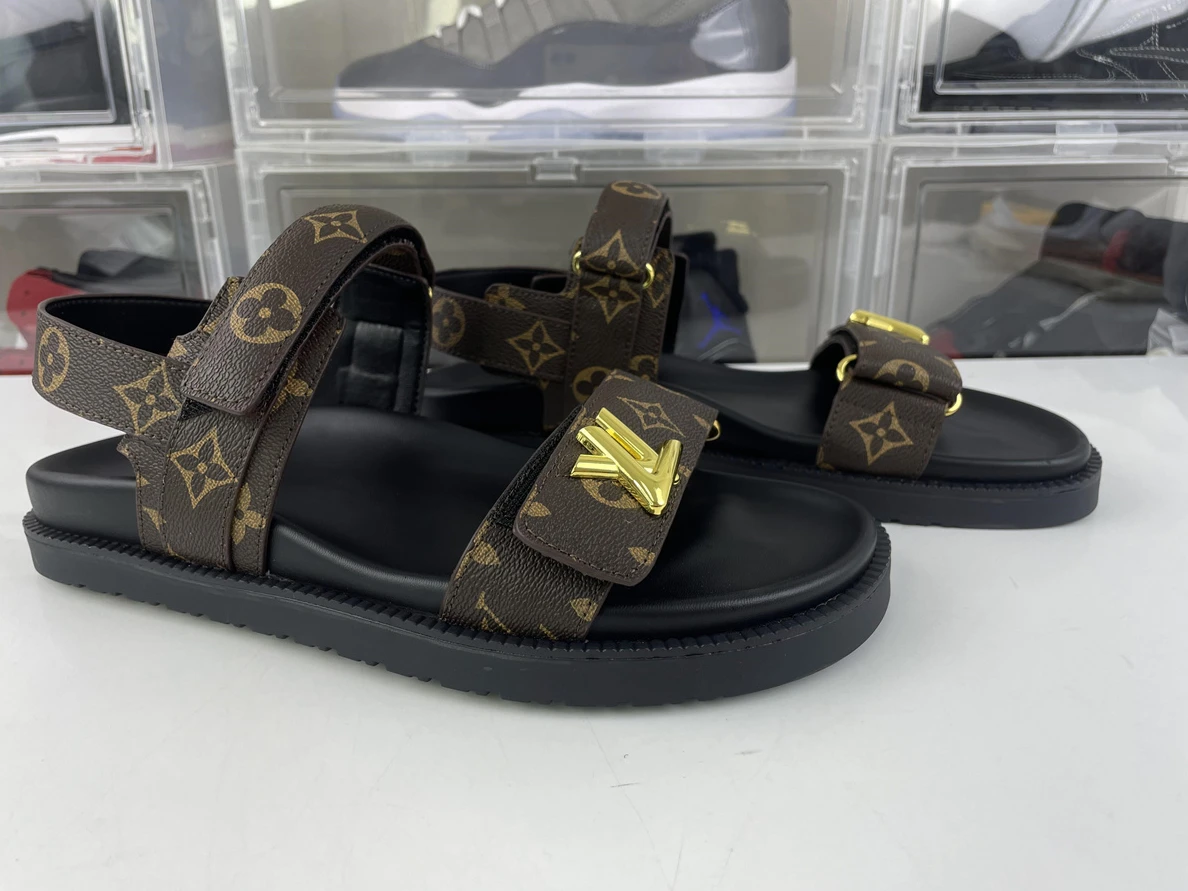 DailyWear LV brown Leather sandals (EU35-45 ) 151