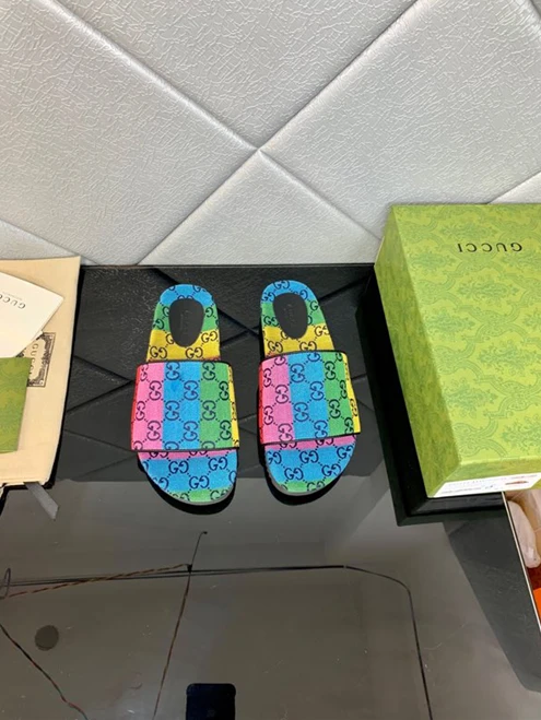 EasyMatch Gucci Slipper 3237