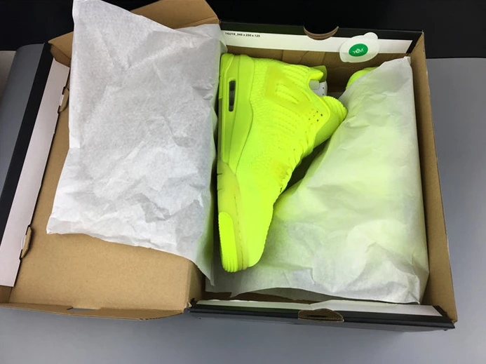EasyMatch Jordan 4 Retro Flyknit Volt AQ3559-700 900