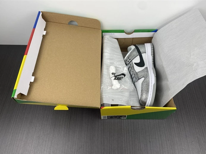 EasyMatch Nike Dunk Low Golden Gals Metallic Silver DO5882-001 1886