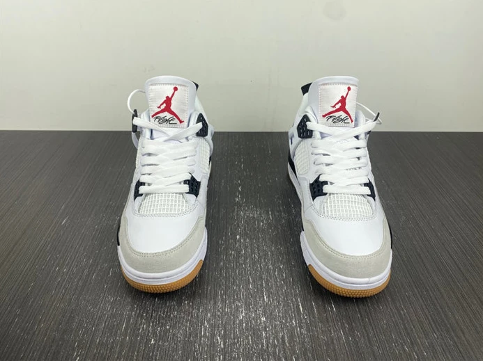 EasyMatch Nike SB x Air Jordan 4 DR5415-100 840