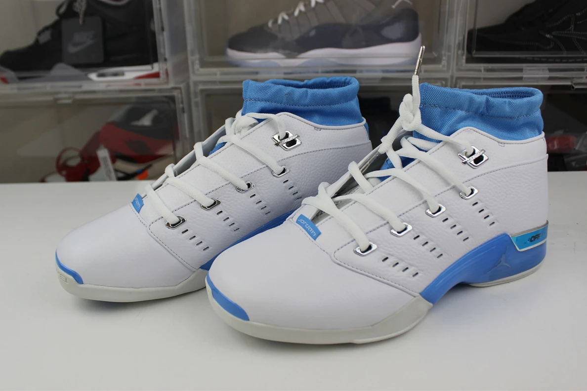 Fashionable 1029 GOAT Air Jordan 17 Low “University Blue” 1192
