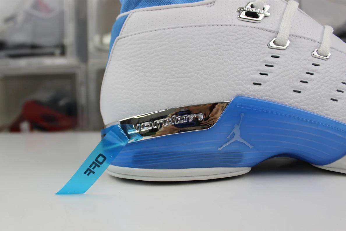 Fashionable 1029 GOAT Air Jordan 17 Low “University Blue” 1192
