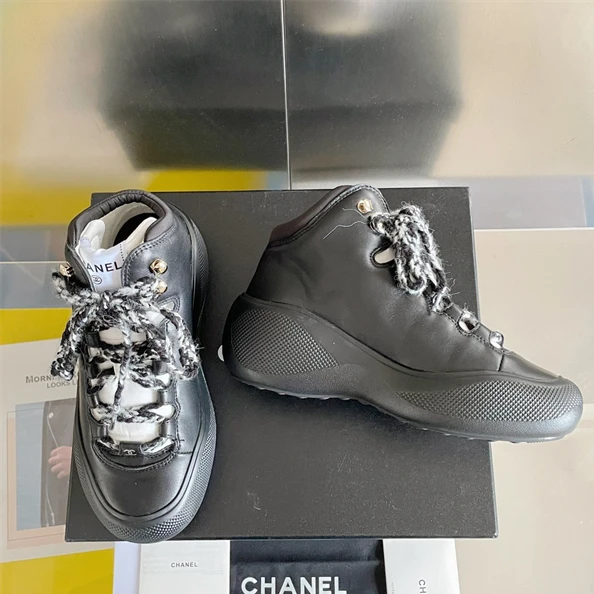 Fashionable 1340 CHANEL 1297