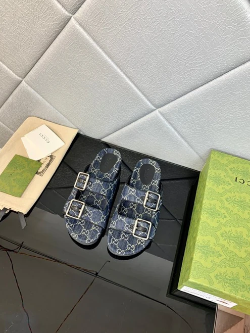 Fashionable 1672 Gucci Slipper 3217