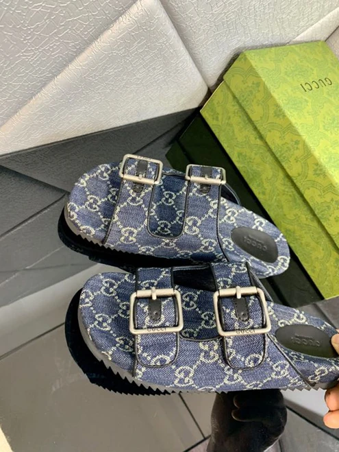Fashionable 1672 Gucci Slipper 3217