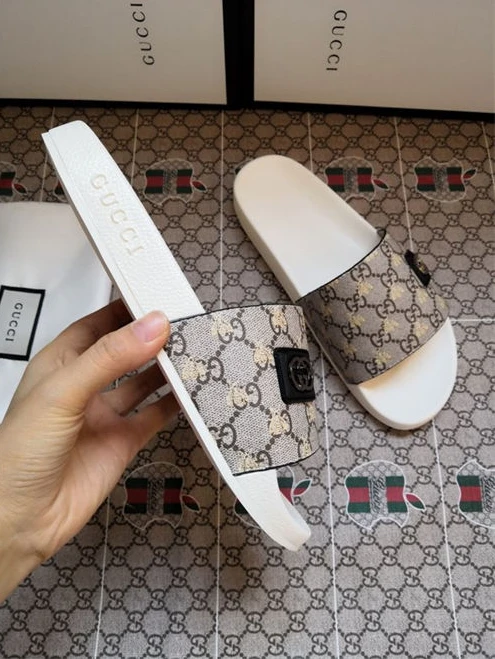 Fashionable 2282 Gucci Slipper 3167