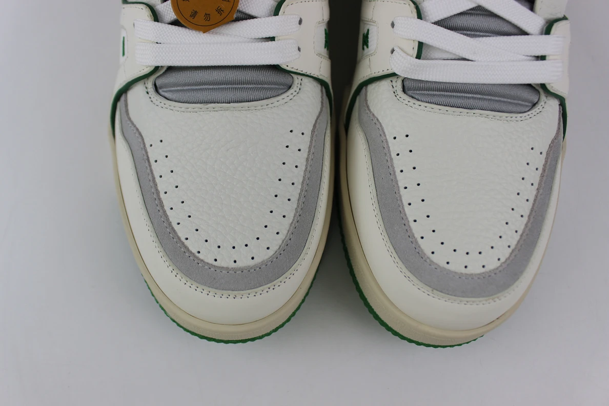 Fashionable 2652 Louis Vuitton White Green ARCH Light Sneaker 201