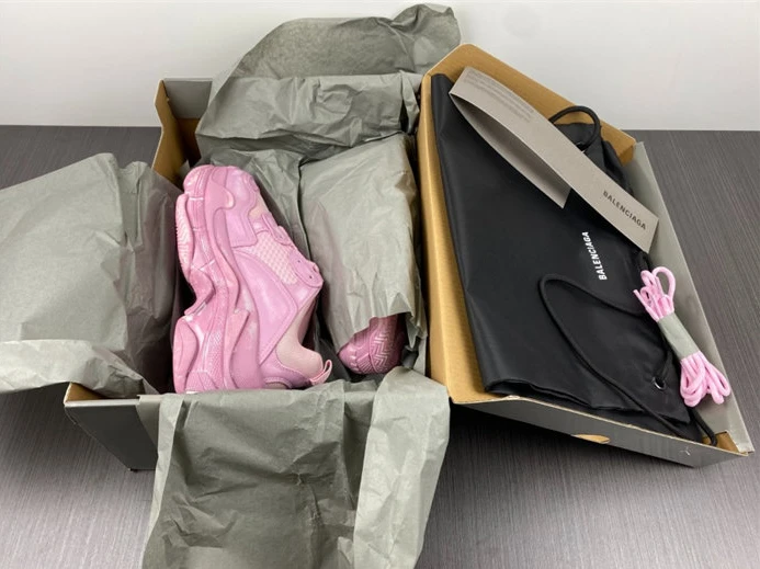 Fashionable 3459 BLCG Triple S Faded Pink  524039 W3CN3 3343