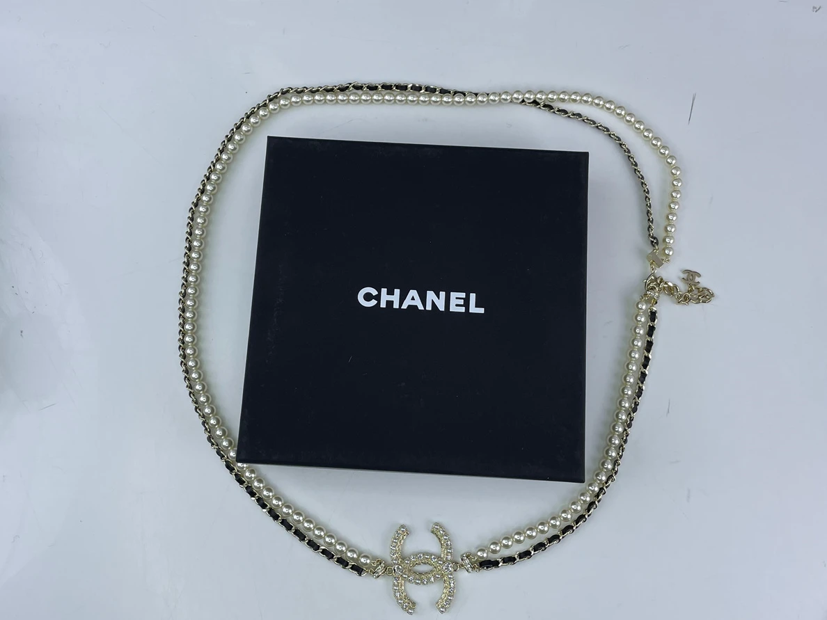 Fashionable 470 CHANEL Pearl necklaces 128