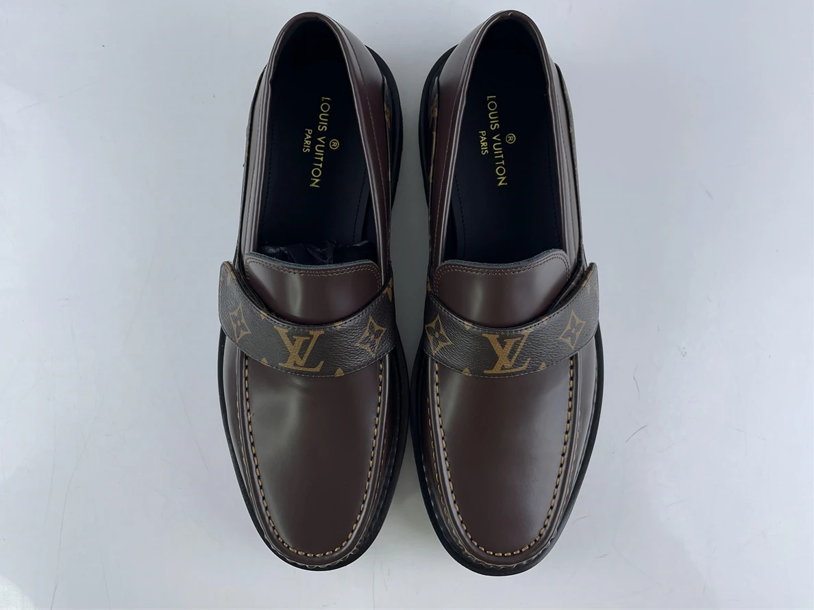 Fashionable 7635 LV Brown bright leather dress shoes 162