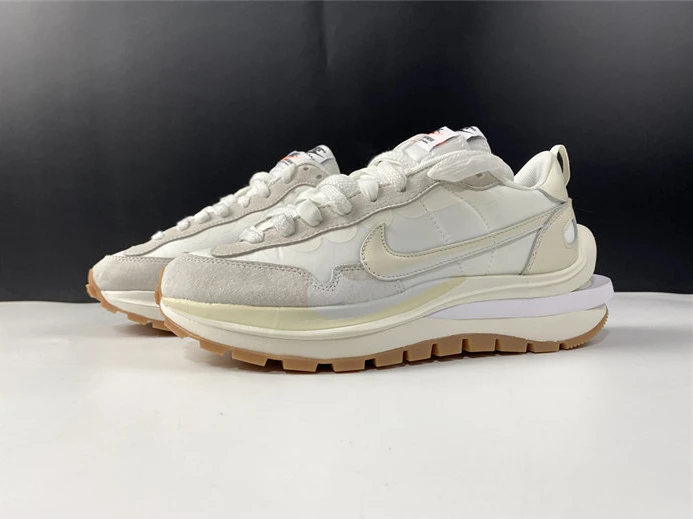 Fashionable 7649 Nike Vaporwaffle sacai Sail Gum DD1875- 2714
