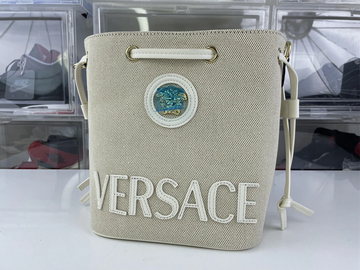 Fashionable 8307 VERSACE Cream white Bucket bag (22 x 20 cm) 222