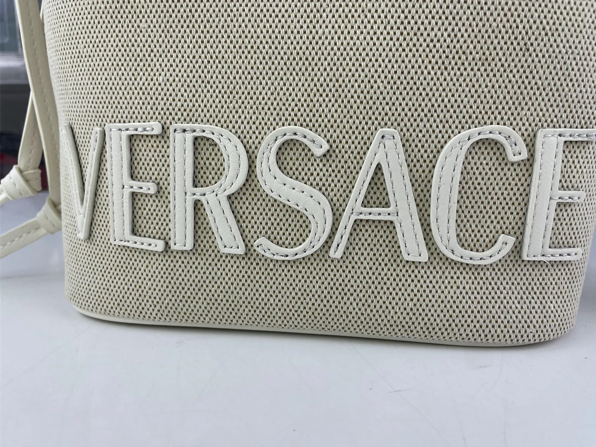 Fashionable 8307 VERSACE Cream white Bucket bag (22 x 20 cm) 222