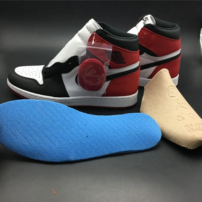 Fashionable 8582 Jordan1 Retro Black Toe 555088- 561