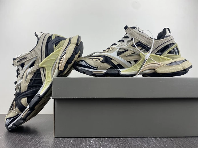 Fashionable Balenciaga Track TRAINER 568614 W2GN9 2009 3429