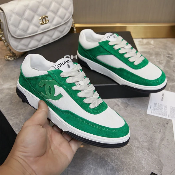 Fashionable CHANEL 7 1304