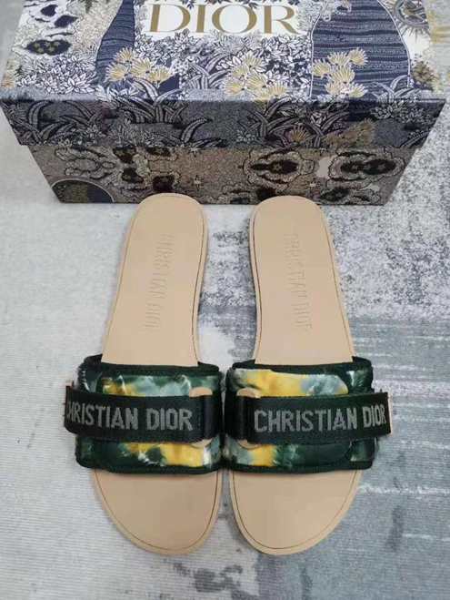 Fashionable Dio Slipper 3279