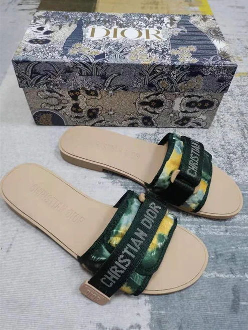 Fashionable Dio Slipper 3279