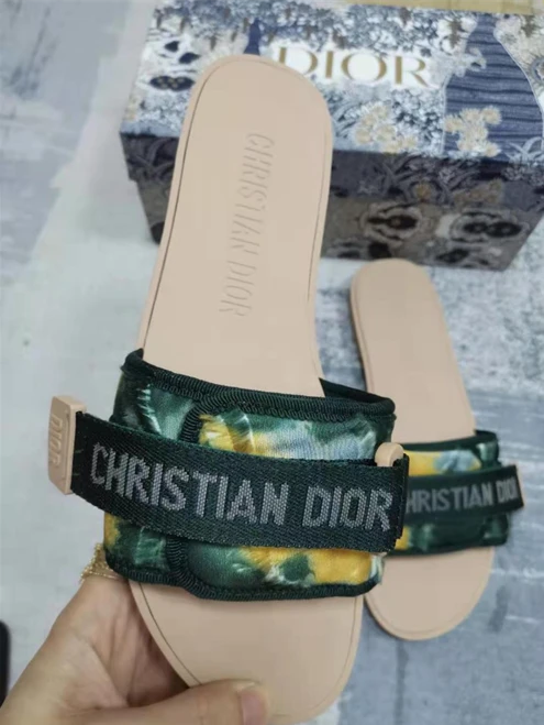 Fashionable Dio Slipper 3279