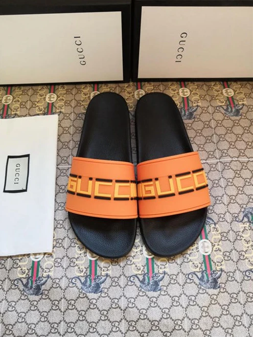 Fashionable Gucci Slipper 3204
