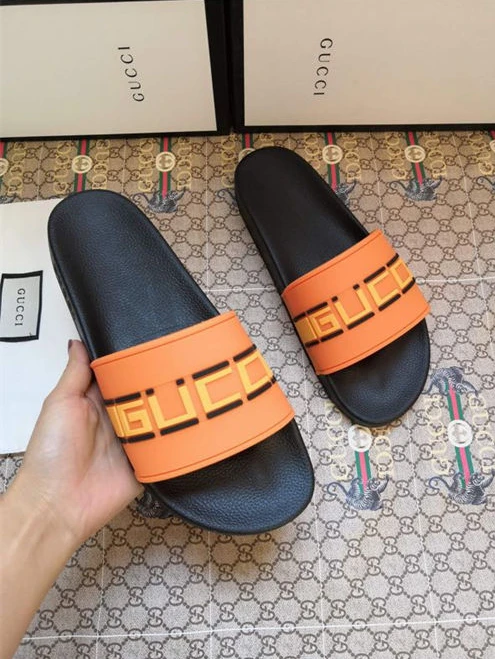 Fashionable Gucci Slipper 3204